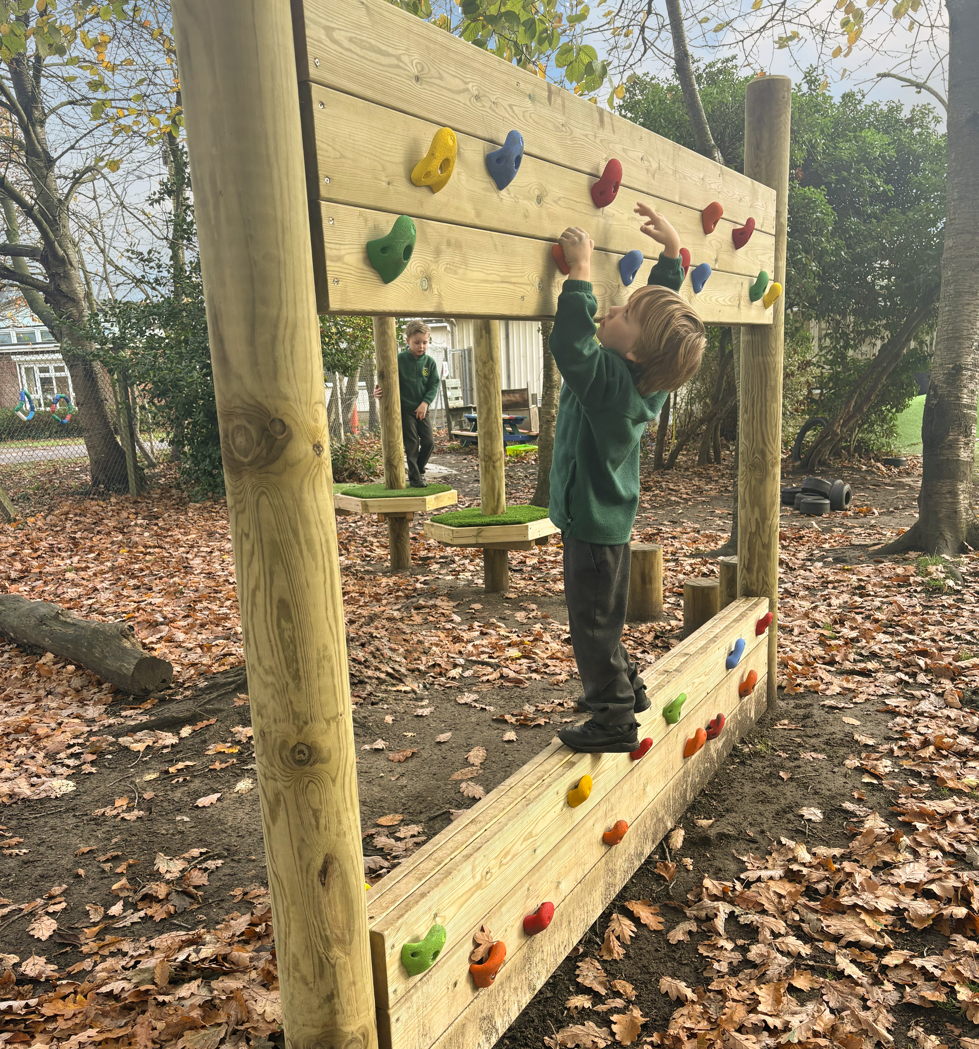 Fairways Primary trim trail