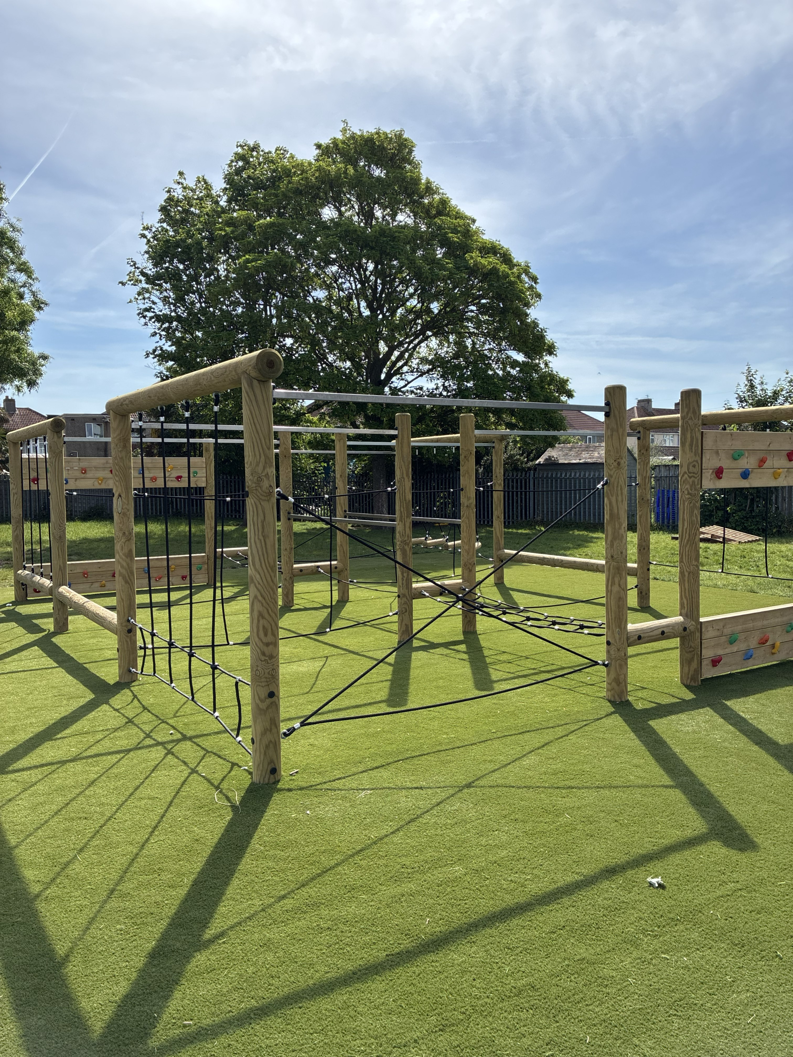 Ashcombe Primary School: Chimpanzee Rig